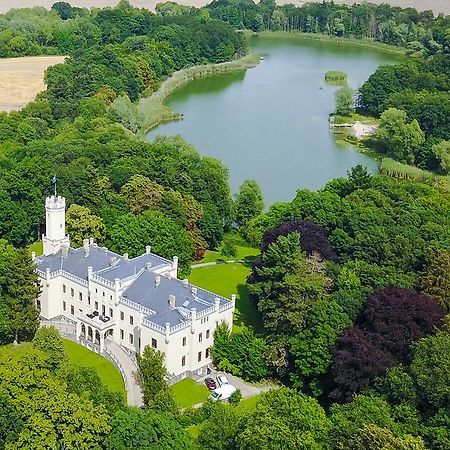 Romantik Hotel Schloss Reichenow Eksteriør bilde