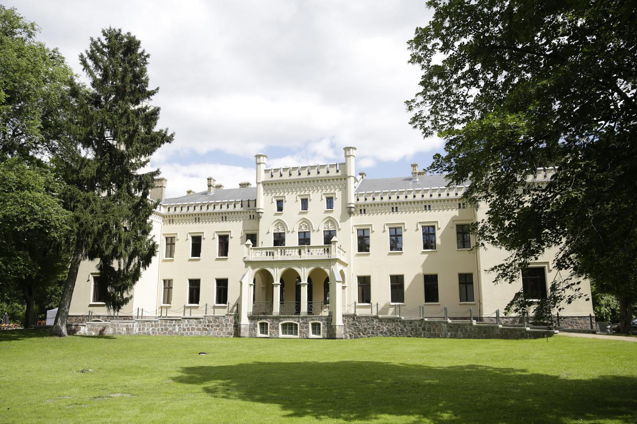 Romantik Hotel Schloss Reichenow Eksteriør bilde