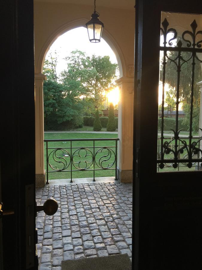 Romantik Hotel Schloss Reichenow Eksteriør bilde